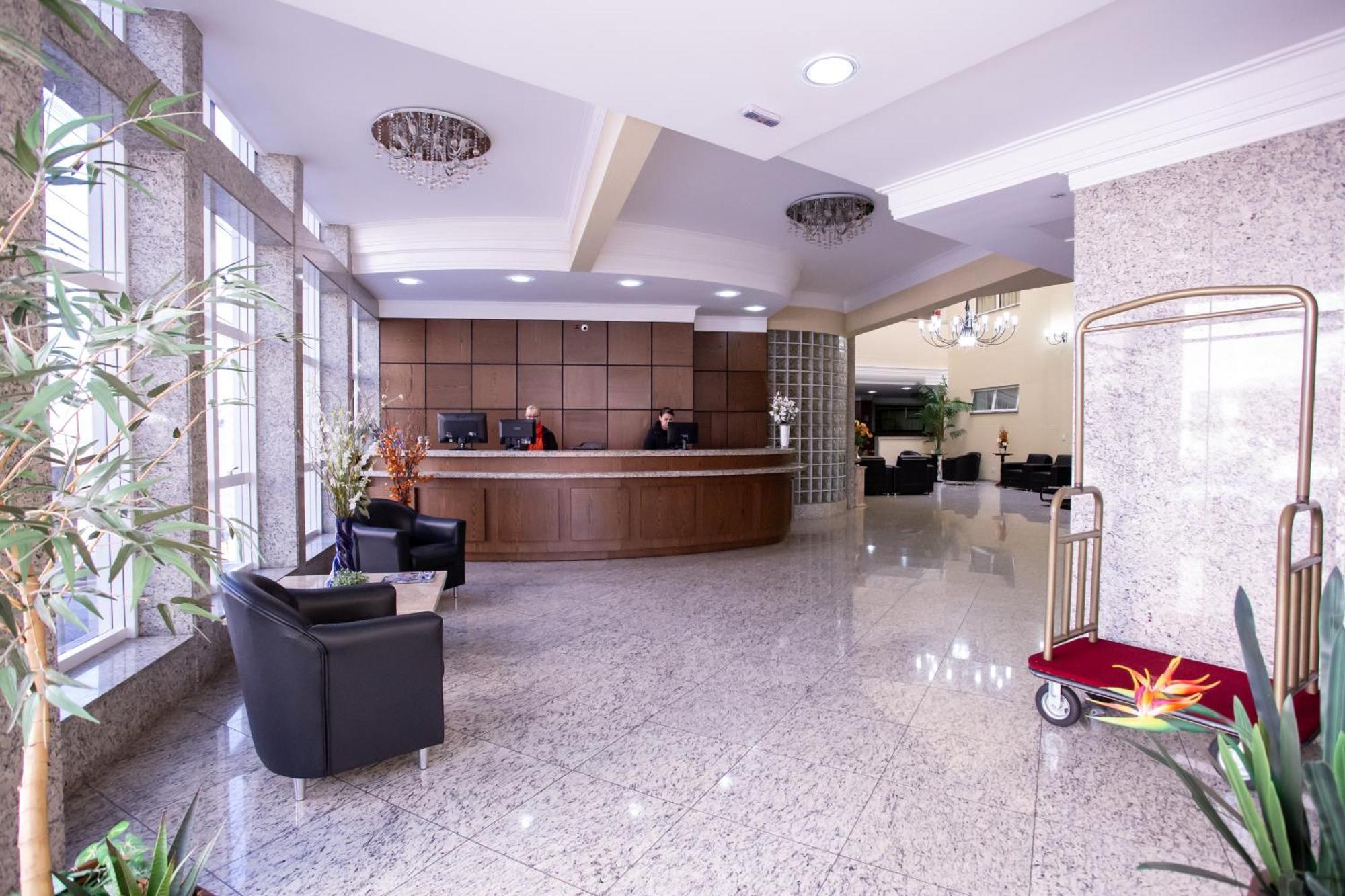 Barbur Center Hotel Ponta Grossa  Extérieur photo