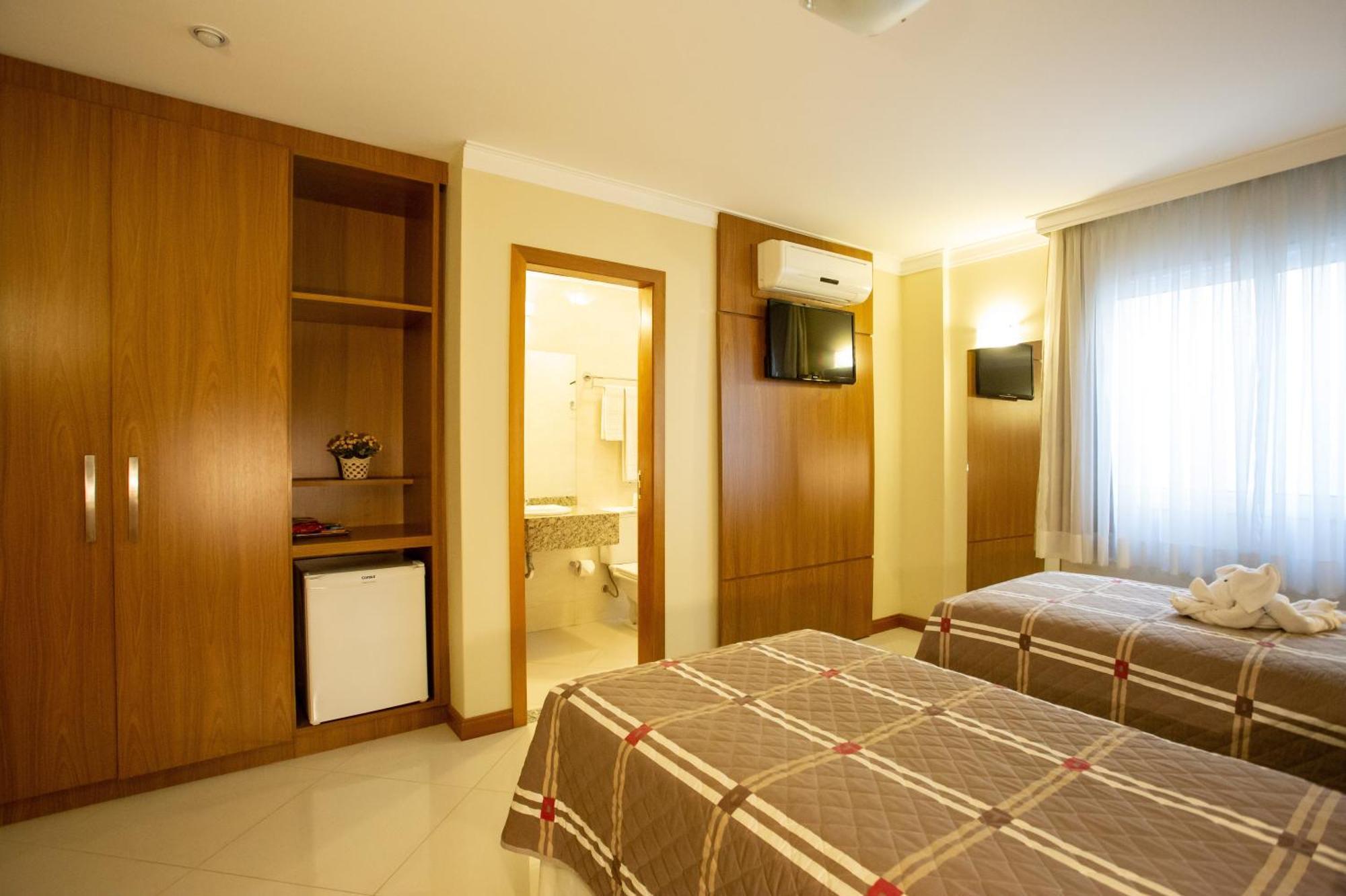 Barbur Center Hotel Ponta Grossa  Extérieur photo