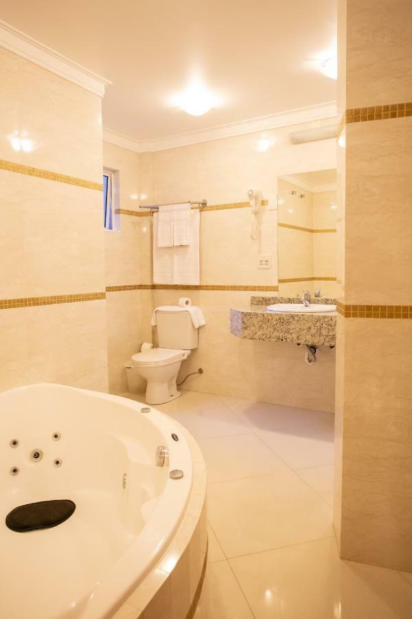 Barbur Center Hotel Ponta Grossa  Extérieur photo